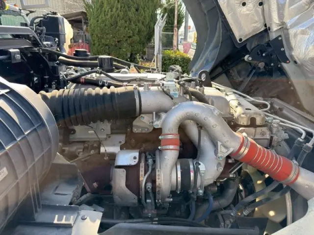 いすゞ ギガ 2PG-CXZ77CT(6x4)の写真23