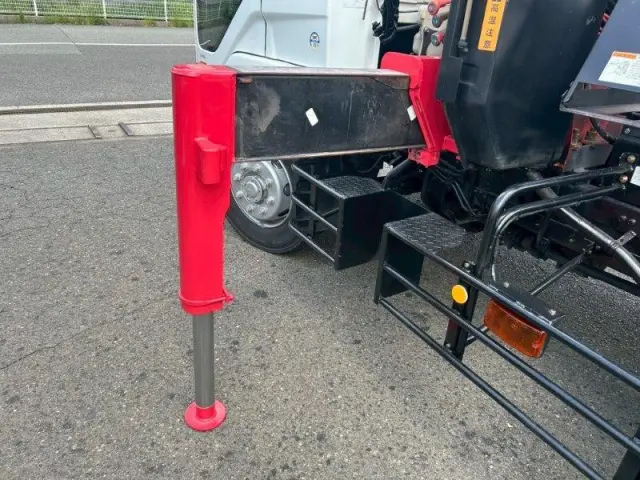 三菱 ファイター QKG-FK62FZ(2WD)の写真14