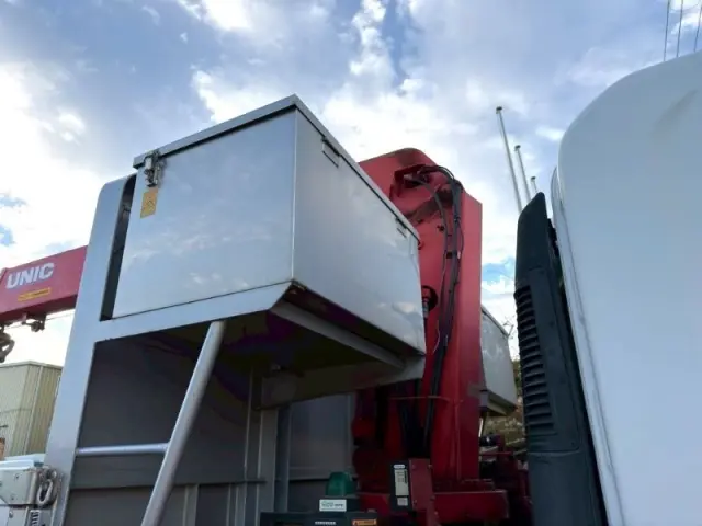 いすゞ フォワード QPG-FVR34U2の写真22