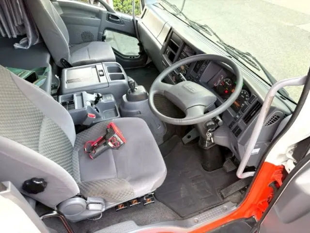 いすゞ フォワード QPG-FVR34U2の写真29