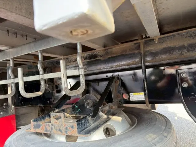 いすゞ フォワード LPG-FTR90T2の写真12