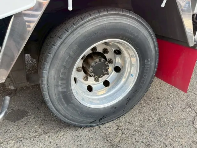 いすゞ フォワード LPG-FTR90T2の写真22