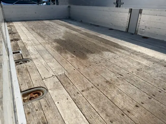 いすゞ フォワード LPG-FTR90T2の写真25