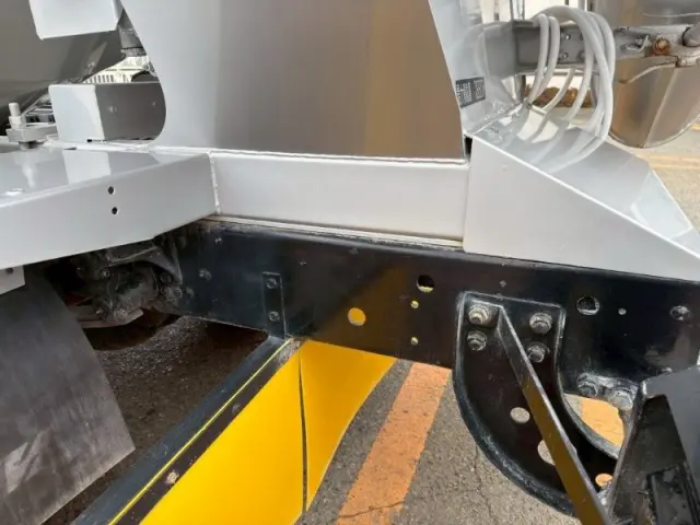 三菱 ファイター QKG-FK72FZの写真15