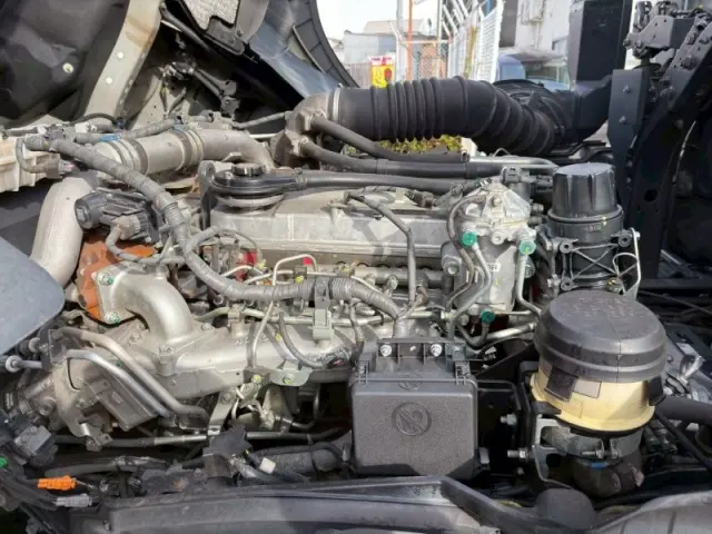 日野 プロフィア 2DG-FR1AJA(6x2)の写真15