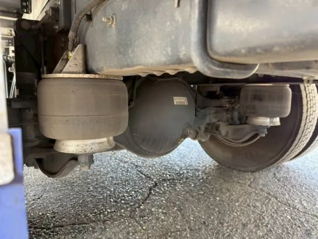 いすゞ フォワード 2PG-FRR90T2の写真12