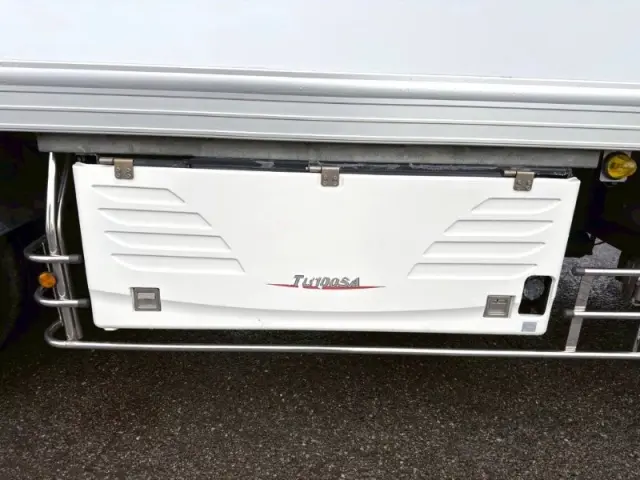 日野 プロフィア QPG-FR1EXEG(6x2)の写真10