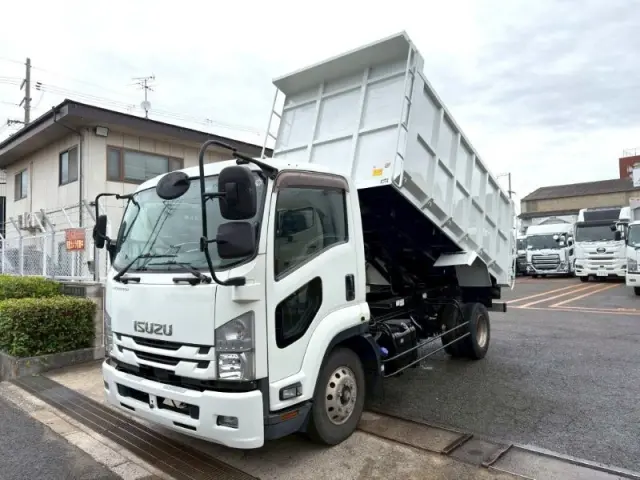 いすゞ フォワード 2RG-FRR90S2の写真1