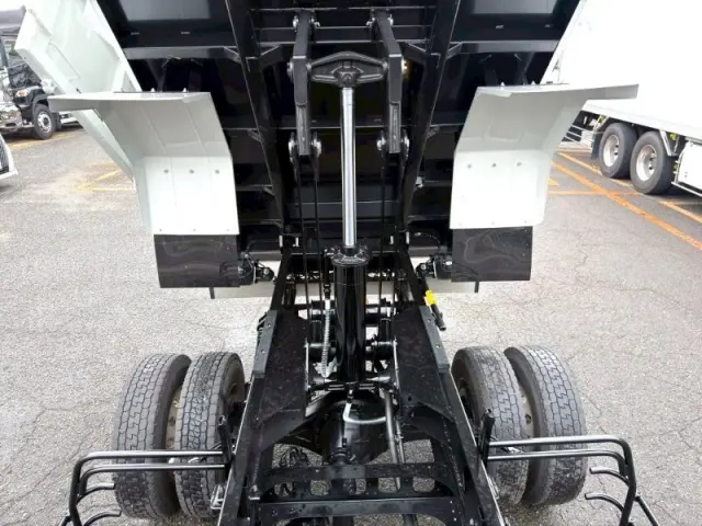 いすゞ フォワード 2RG-FRR90S2の写真13