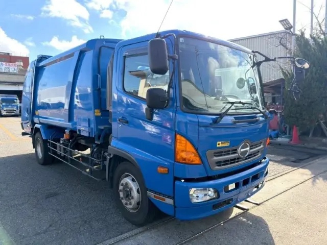 日野 レンジャー QKG-FJ7JGAAの写真2