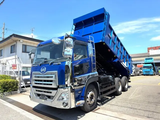 UD クオン 2PG-CW5AL(6x4)の写真1