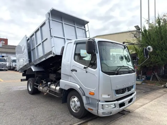 三菱 ファイター 2KG-FK61Fの写真6