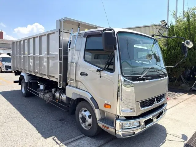 三菱 ファイター 2KG-FK61Fの写真3
