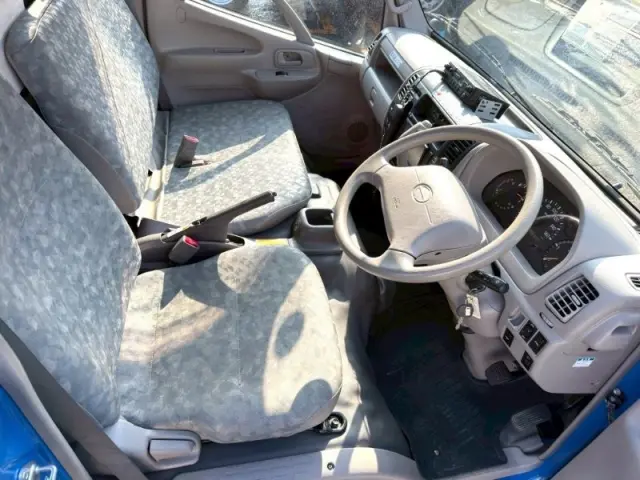 日野 デュトロ BDG-XZU308M(2WD)の写真26