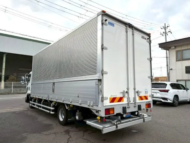いすゞ フォワード 2RG-FRR90S2の写真4