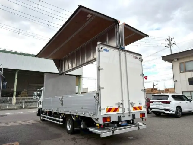 いすゞ フォワード 2RG-FRR90S2の写真8