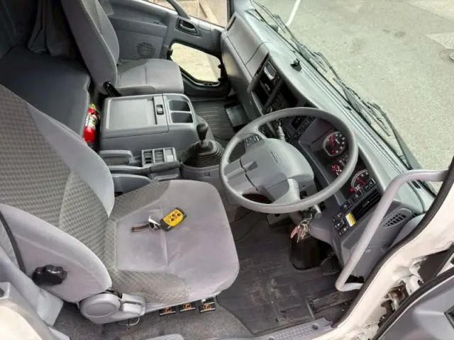 いすゞ フォワード 2RG-FRR90S2の写真30