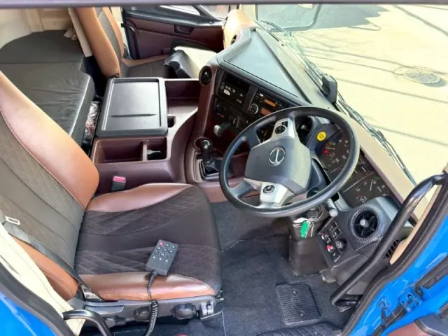 日野 プロフィア 2DG-FW1AHG(8x4)の写真26