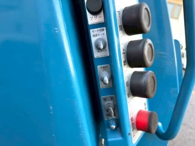 三菱 ファイター 2KG-FK72FZの写真19