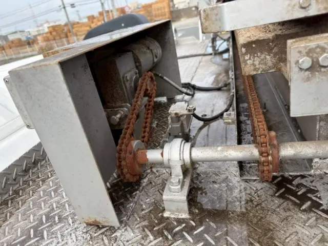 日野 プロフィア 2DG-FR1AJG(6x2)の写真11