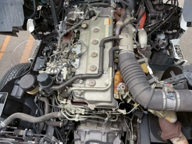 日野 プロフィア 2DG-FR1AJG(6x2)の写真25