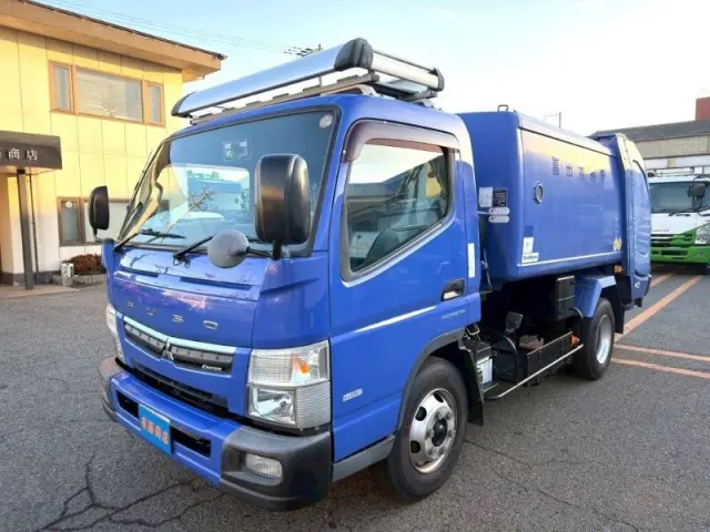 三菱 キャンター 2PG-FEB90(2WD)の写真1