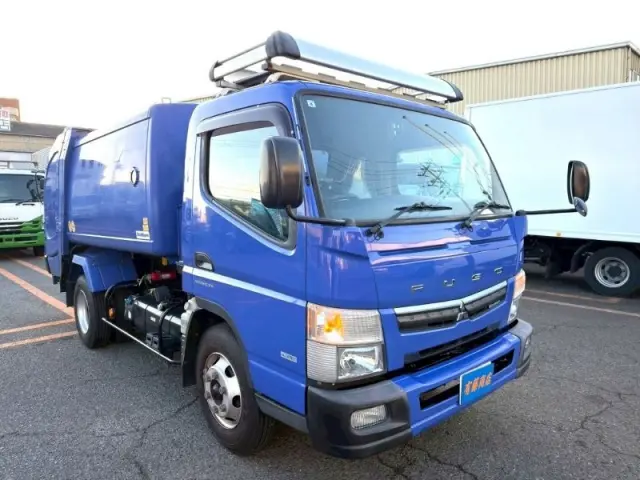 三菱 キャンター 2PG-FEB90(2WD)の写真2