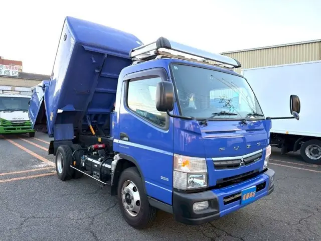 三菱 キャンター 2PG-FEB90(2WD)の写真6