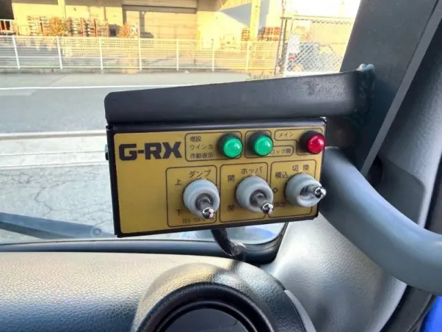 三菱 キャンター 2PG-FEB90(2WD)の写真32