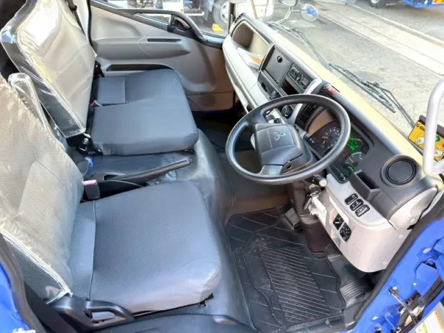 三菱 キャンター 2PG-FEB90(2WD)の写真33