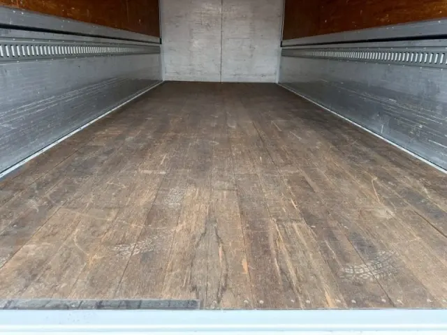 日野 レンジャー TKG-GC9JKAAの写真10