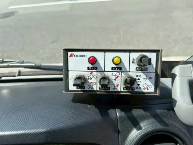 日野 デュトロ TKG-XZU640Mの写真35