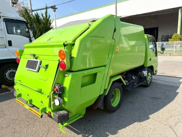 いすゞ エルフ TPG-NKR85AN(2WD)の写真3