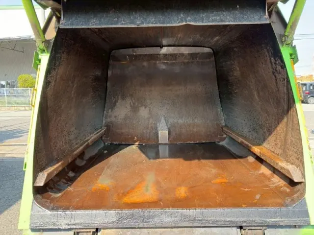 いすゞ エルフ TPG-NKR85AN(2WD)の写真10