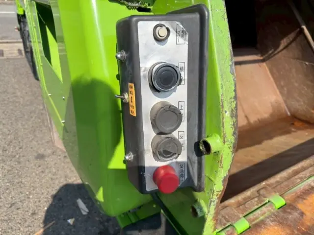 いすゞ エルフ TPG-NKR85AN(2WD)の写真14