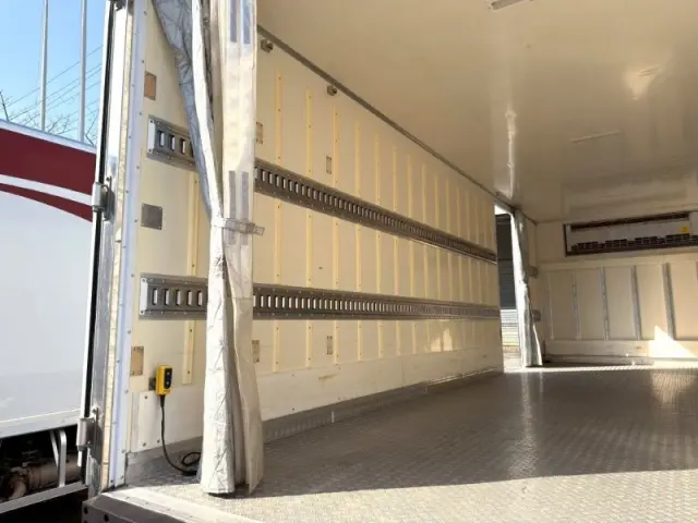 日野 レンジャー 2KG-FC2ABAの写真9