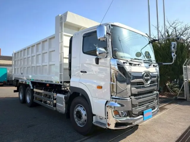 日野 プロフィア 2DG-FS1AJE(6x4)の写真3