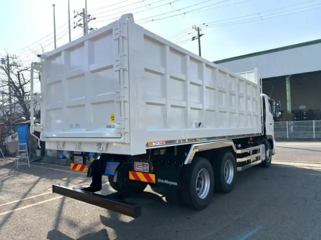 日野 プロフィア 2DG-FS1AJE(6x4)の写真4