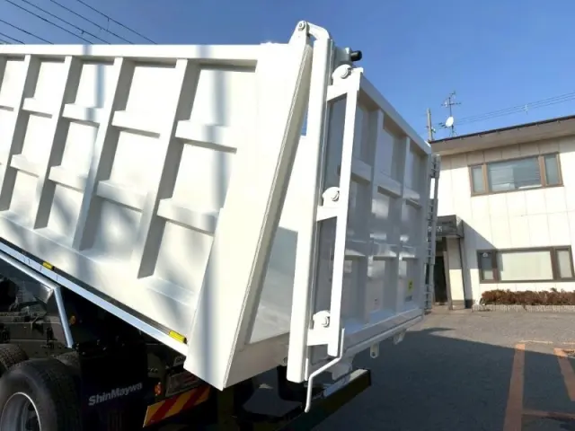 日野 プロフィア 2DG-FS1AJE(6x4)の写真9