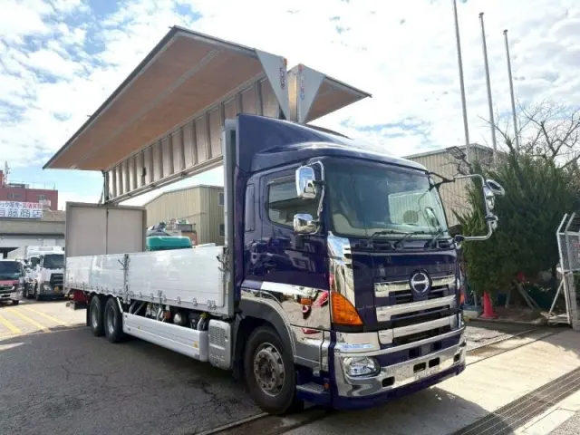 日野 プロフィア QPG-FR1EXEG(6x2)の写真6