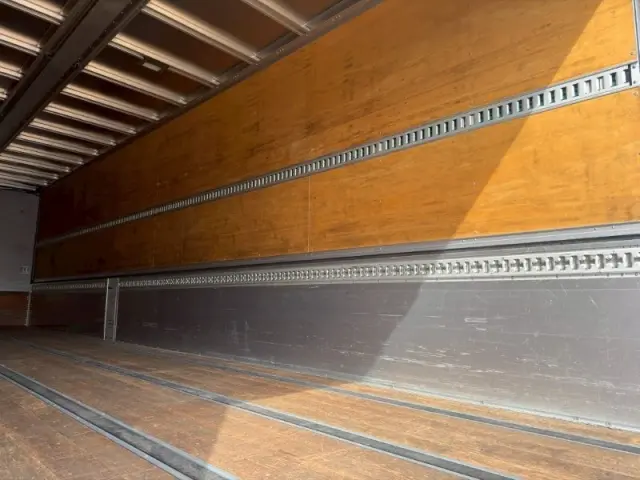 日野 プロフィア QPG-FR1EXEG(6x2)の写真13