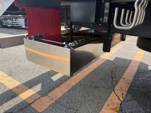 日野 プロフィア QPG-FR1EXEG(6x2)の写真20