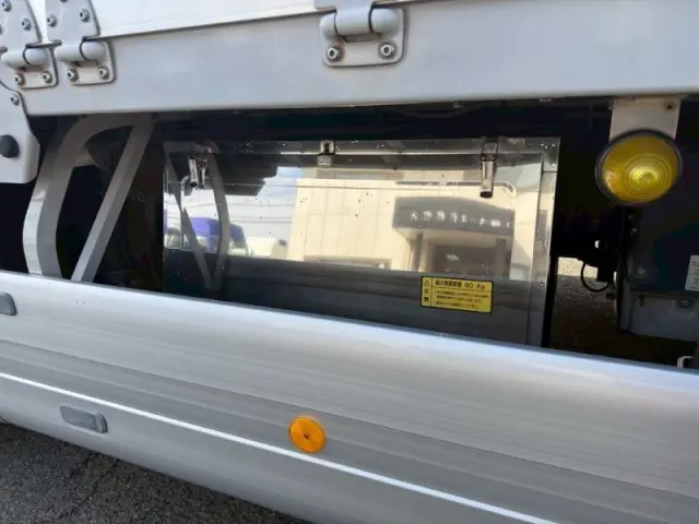 日野 プロフィア QPG-FR1EXEG(6x2)の写真21