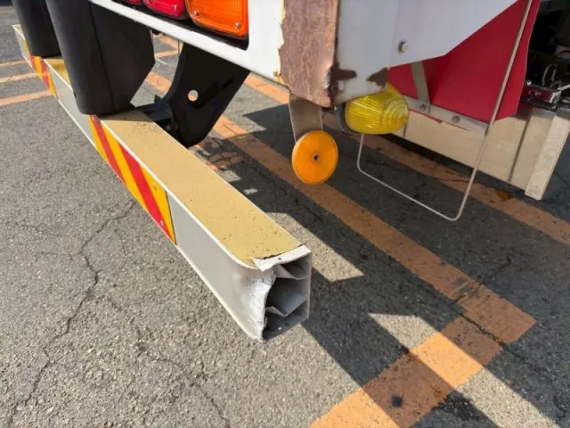 日野 プロフィア QPG-FR1EXEG(6x2)の写真24