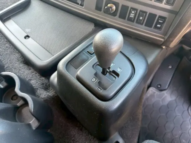 日野 プロフィア QPG-FR1EXEG(6x2)の写真31