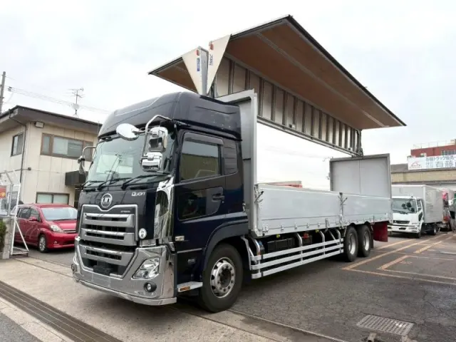 UD クオン 2PG-CD5CA(6x2)の写真5