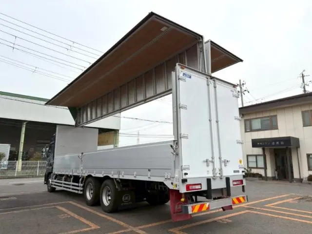 UD クオン 2PG-CD5CA(6x2)の写真8