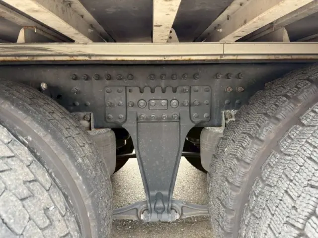 UD クオン 2PG-CD5CA(6x2)の写真15