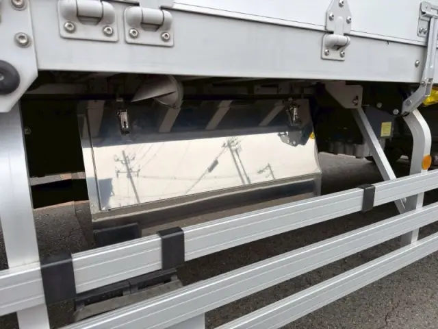 UD クオン 2PG-CD5CA(6x2)の写真18