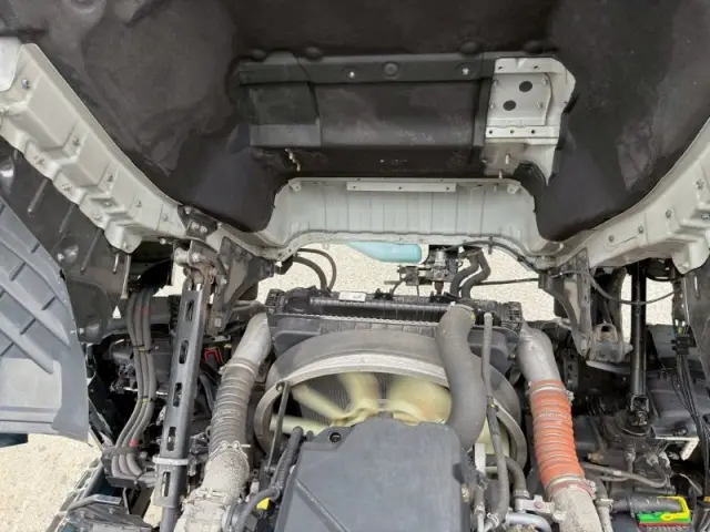 UD クオン 2PG-CD5CA(6x2)の写真23